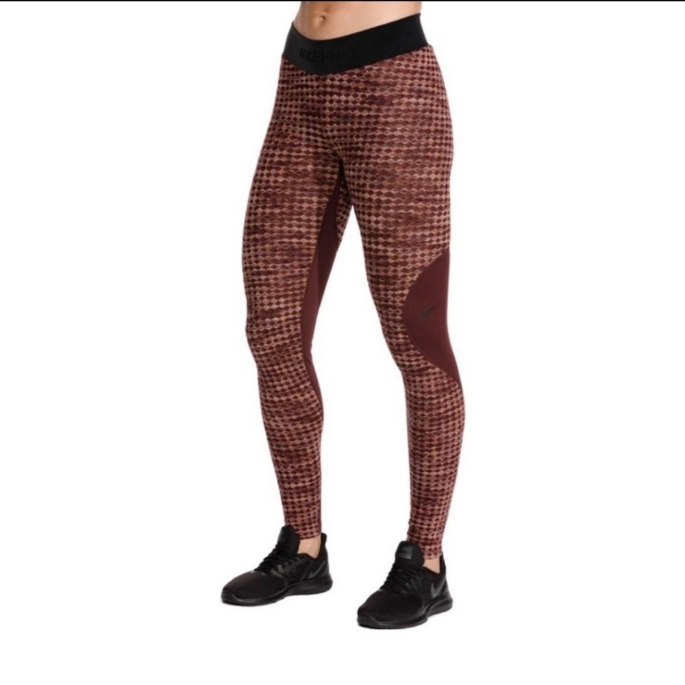 Nike Woman's Pro Hyperwarm Fleece Lined Tights Pants Maroon Burgundy Small